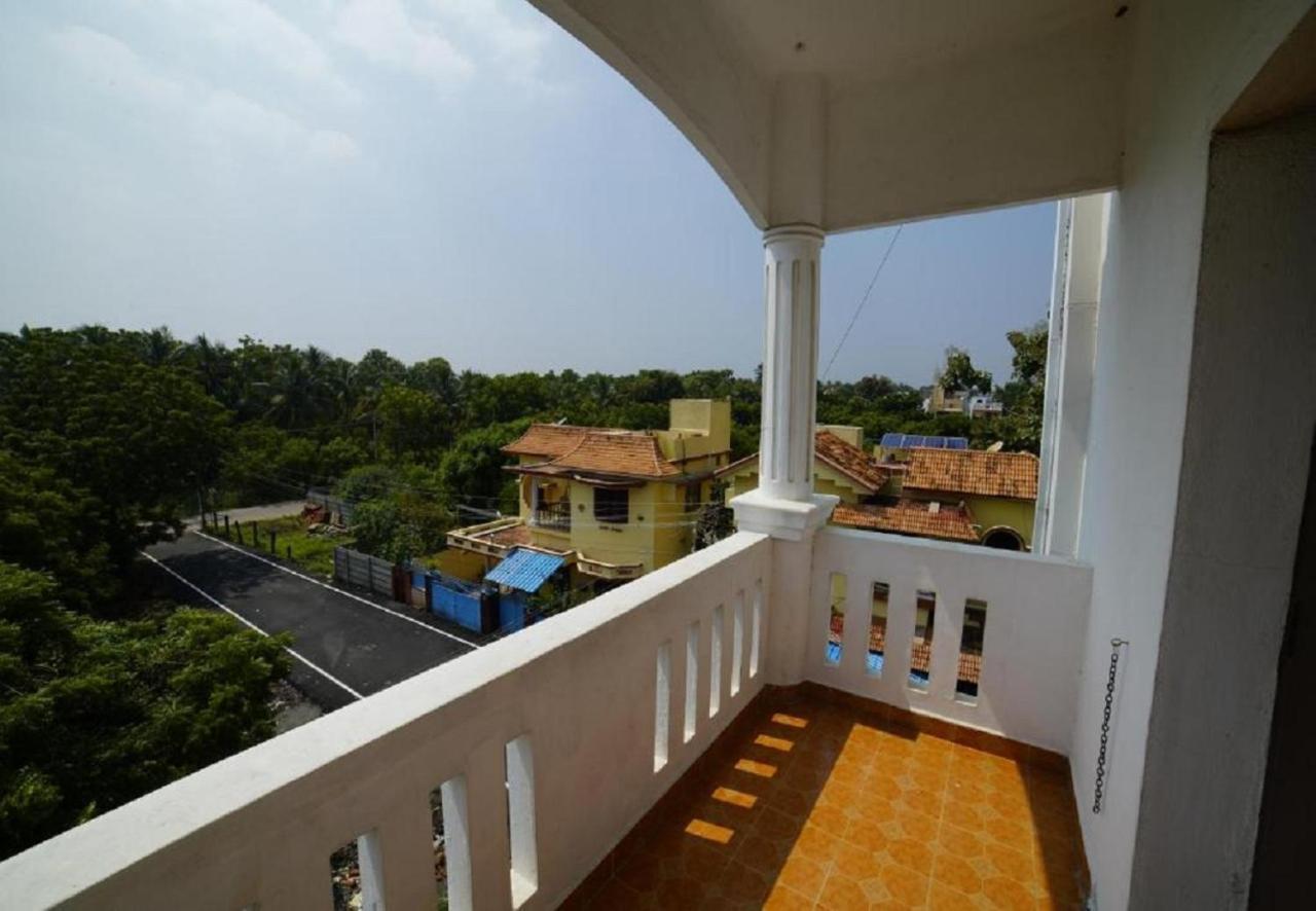 פונדיצ'רי Hotel Castle Manor - Auroville Beach מראה חיצוני תמונה