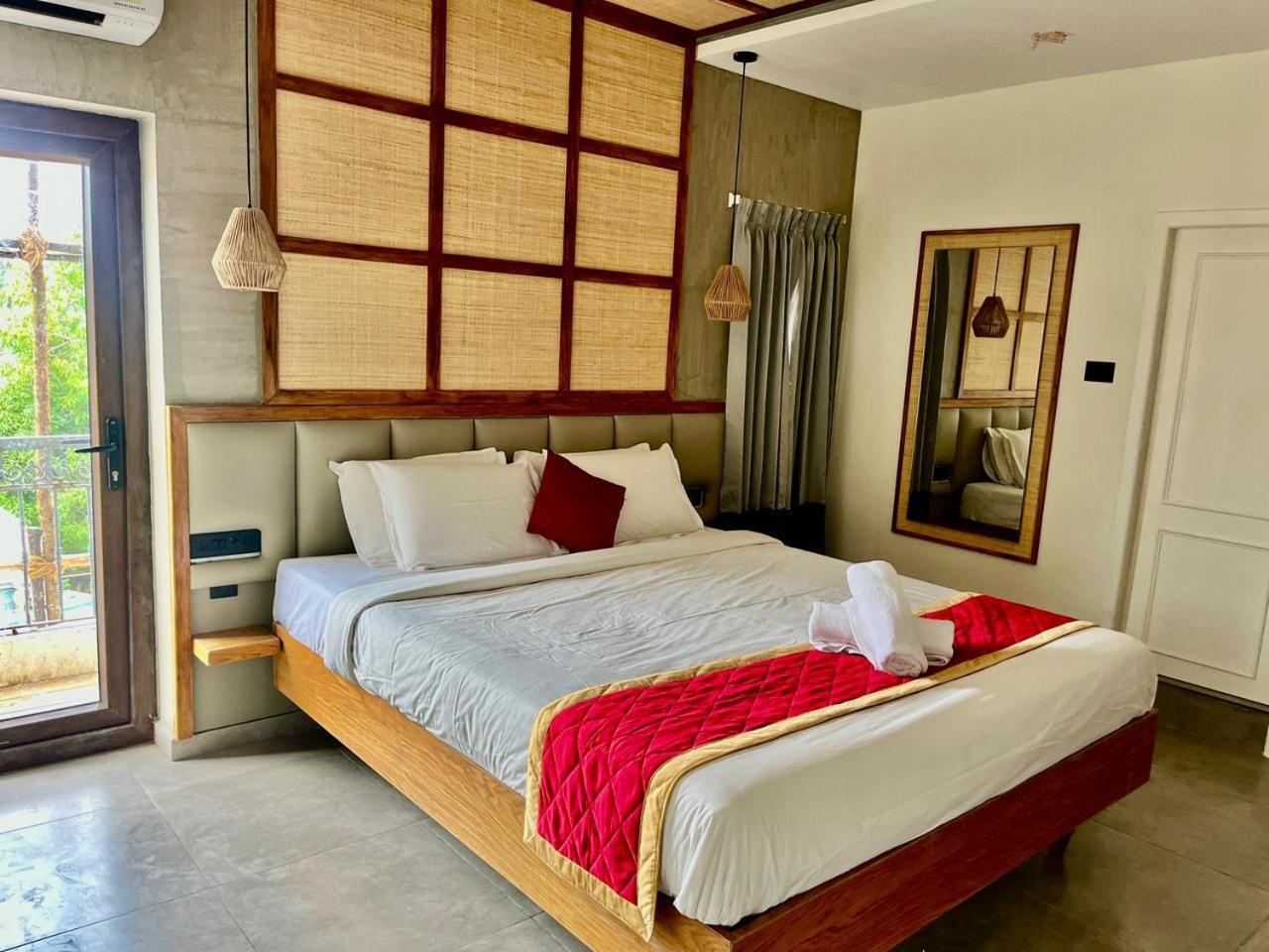 פונדיצ'רי Hotel Castle Manor - Auroville Beach מראה חיצוני תמונה
